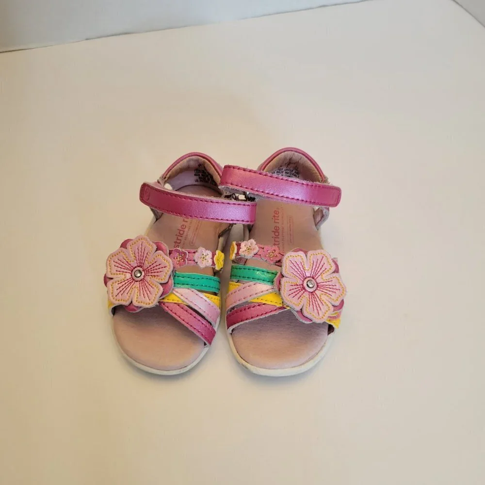 Life Stride Pink Floral Sandals - Size 4